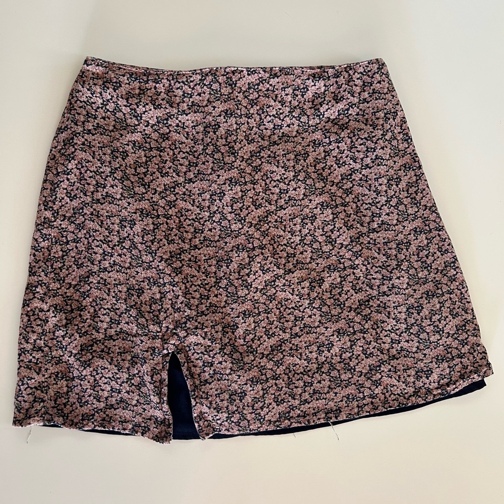 American Eagle XS Pink Floral Skirt Whimsigoth